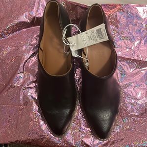 Universal thread booties